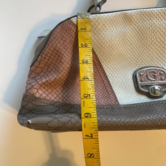Guess Colorblock  Satchel Bag White Pink Gray Faux Snakeskin Y2K Purse Handbag - Picture 13 of 14
